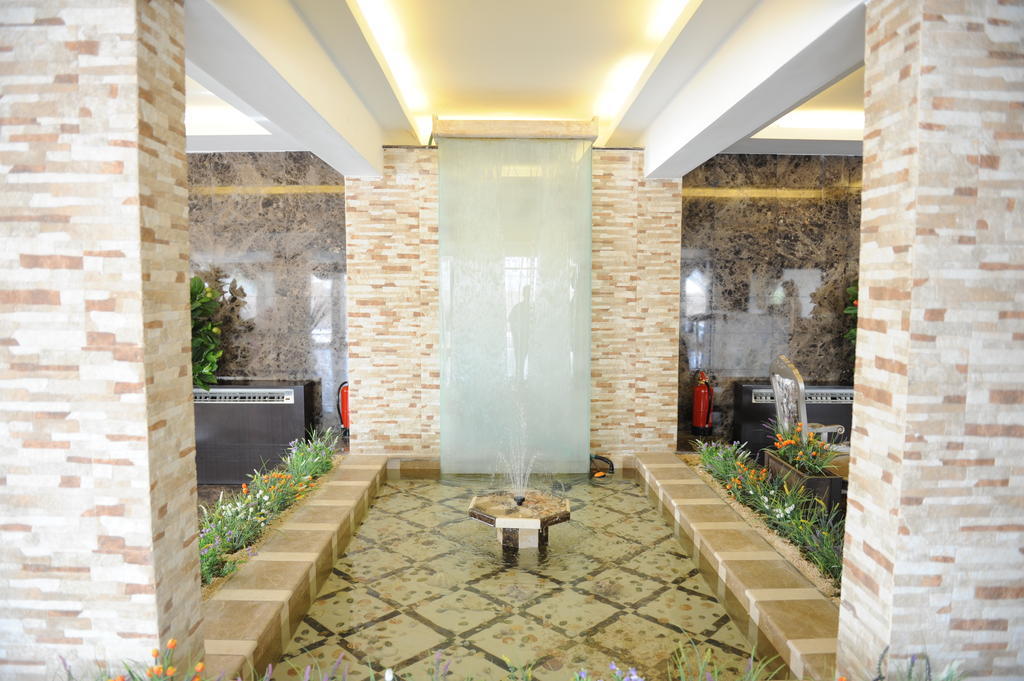 Hotelier Suites Riaad Buitenkant foto