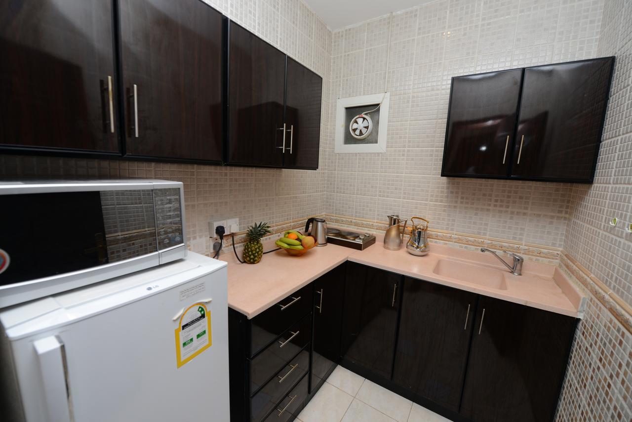 Hotelier Suites Riaad Buitenkant foto